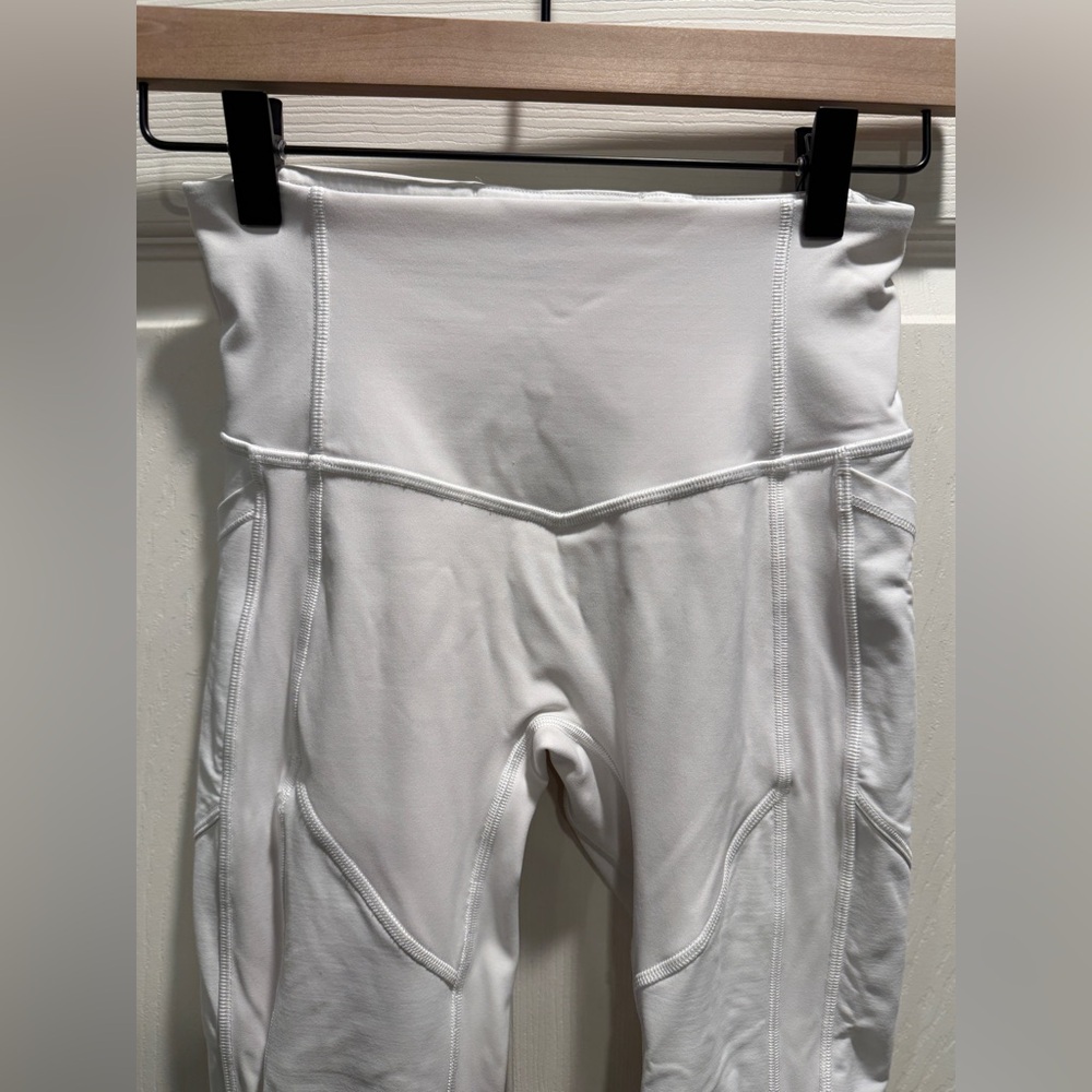 Lululemon All The Right Places Pant II-Size 4 - Picture 5 of 13